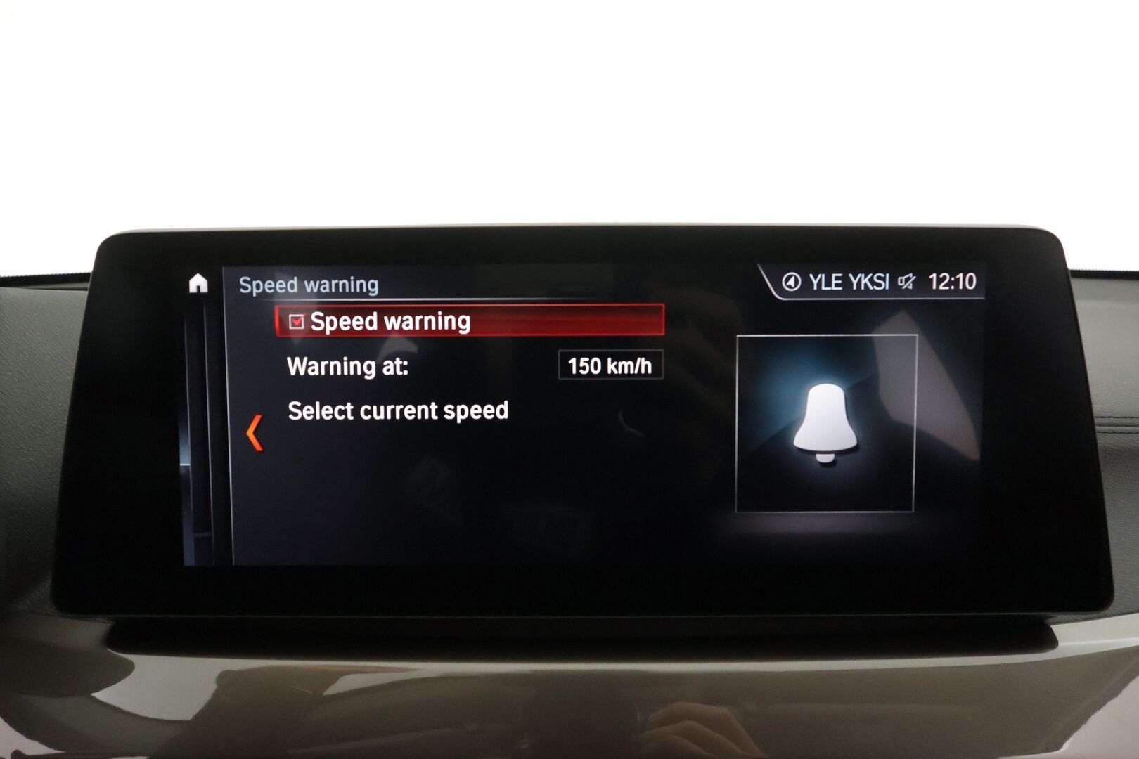 BMW X1 2021 F48 xDrive25e A Charged Edition xLine * ACC / HUD / Koukku / P.kamera / LED / Navi / Puolinahat * - Kahdet renkaat aluvanteilla