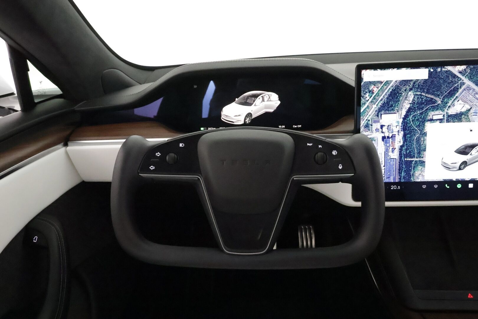 Tesla Model S 2023 Long Range **Valkoinen sisusta / HW4 / Lämpöpumppu / Lasikatto / Matrix-LED / Adapt.Vakkari / P.Kamera / Muistipenkki / Ilma-alusta / Keyless** - 2,99 % KORKOTARJOUS TÄHÄN AUTOON - 1-omisteinen Suomi-auto / 2x Latauskaapelit / Kahdet renkaat