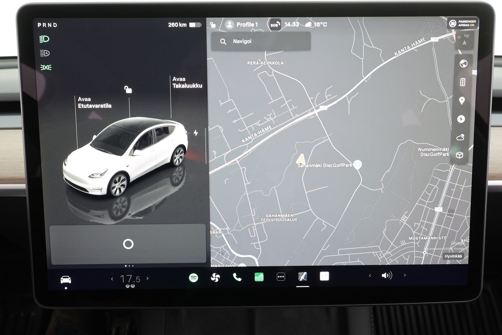 Tesla Model Y 2023 Long Range * EAP / Koukku / ILP / Lasikatto / Matrix-LED / P.kamera / Premium Audio / Muistipenkki / Navi * - Suomi-auto / Akku kuntotarkastettu SoH 95% / 2x Latauskaapelit / Kahdet renkaat