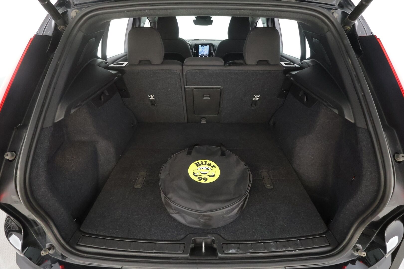 Volvo XC40 2023 Recharge Single Plus aut - | ILP | Koukku | ACC | LED | P.Kamera | Sporttipenkki Muistilla | Navi | Kaistavahti | Keyless | 1-om Suomi-auto | Kahdet renkaat | Merkkihuollot |