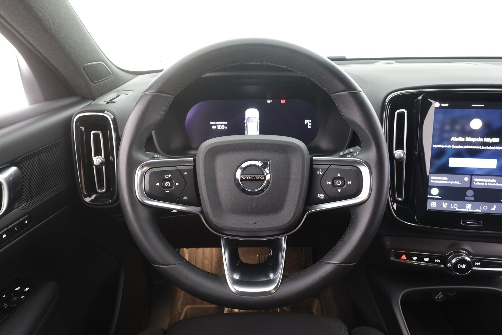 Volvo XC40 2023 Recharge Single Plus aut - | ILP | Koukku | ACC | LED | P.Kamera | Sporttipenkki Muistilla | Navi | Kaistavahti | Keyless | 1-om Suomi-auto | Kahdet renkaat | Merkkihuollot |