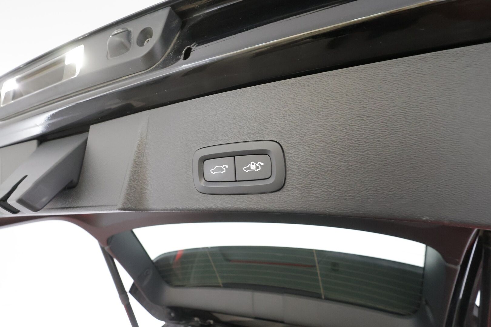 Volvo XC40 2023 Recharge Single Plus aut - | ILP | Koukku | ACC | LED | P.Kamera | Sporttipenkki Muistilla | Navi | Kaistavahti | Keyless | 1-om Suomi-auto | Kahdet renkaat | Merkkihuollot |