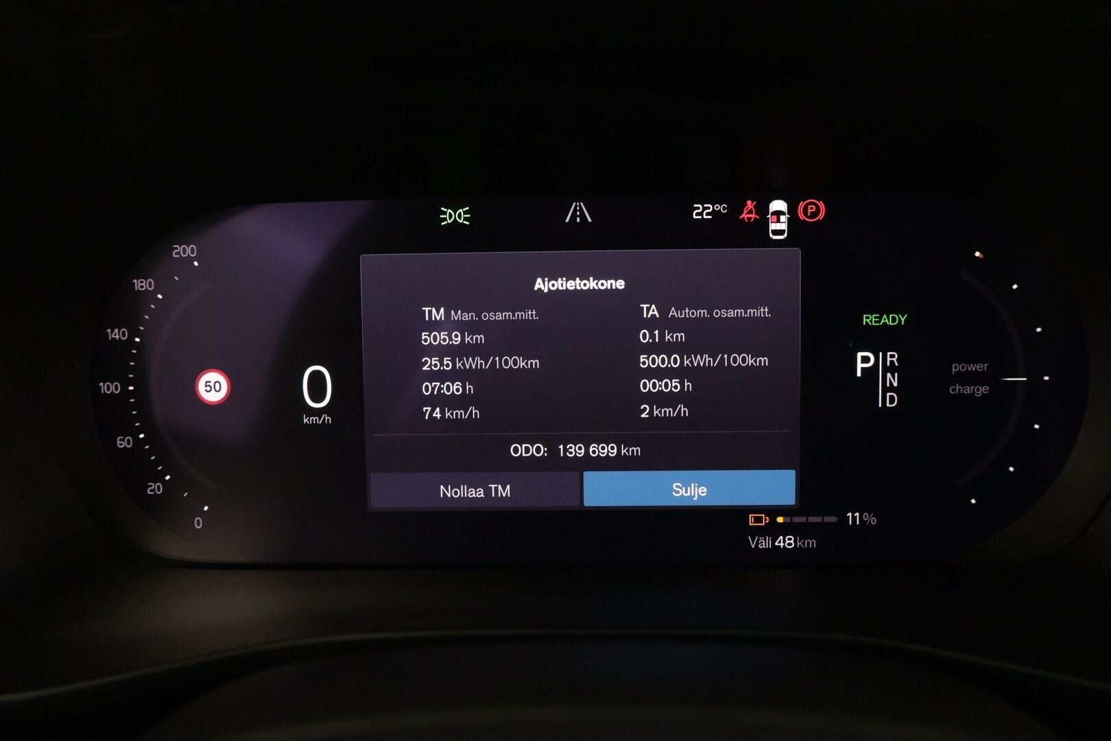 Volvo XC40 2023 Recharge Twin Ultimate aut - ACC | ILP | H/K | Muistipenkki | 360° kamera | Koukku | Panorama