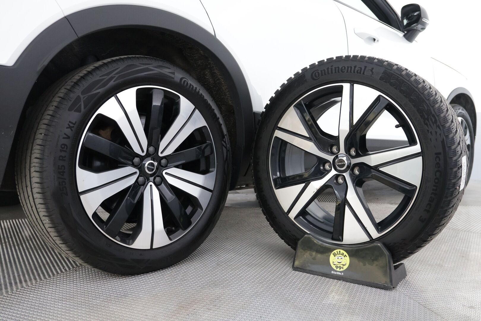 Volvo XC40 2023 Recharge Twin Ultimate aut - ACC | ILP | H/K | Muistipenkki | 360° kamera | Koukku | Panorama