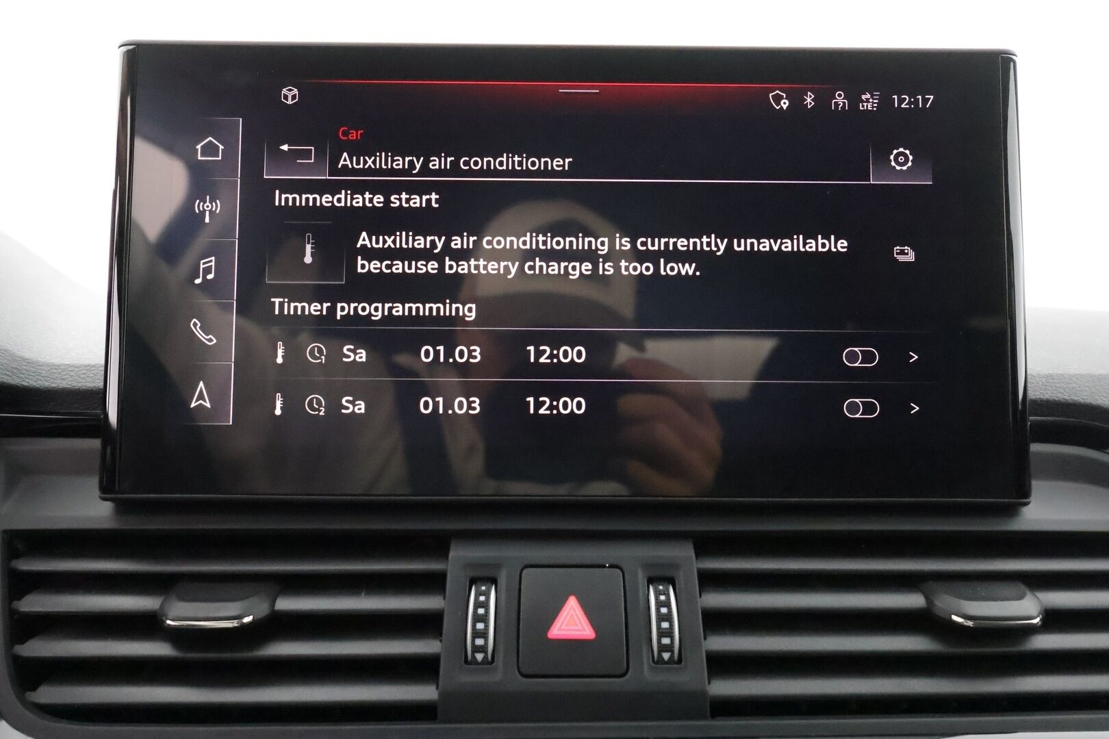 Audi Q5 2023 Progress 50 TFSI e 220 kW quattro S tronic - 3,99 % KORKOTARJOUS TÄHÄN AUTOON - 1-om. Suomi-auto / Adapt.Vakkari / P-kamera / Matrix LED / Koukku / Sporttipenkit / Apple&Android