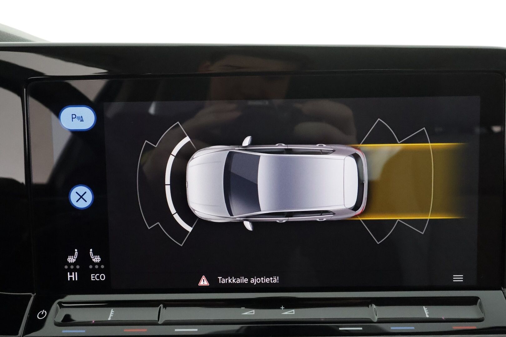 Volkswagen Golf 2021 Style eHybrid 150 kW (PHEV) DSG-automaatti * Acc / Tutkat / Sähkösäätöinen hierova istuin / LED / Navi * - Kahdet renkaat