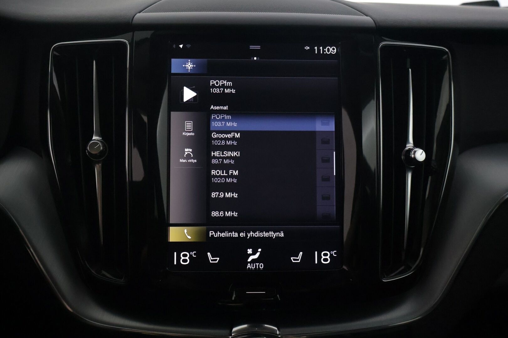 Volvo XC60 2018 T8 AWD Momentum aut - | HUD | Panorama | ACC | Koukku | 360 | Webasto | R-Design Nahkapenkit | KeylessGo | 85 Soh%|