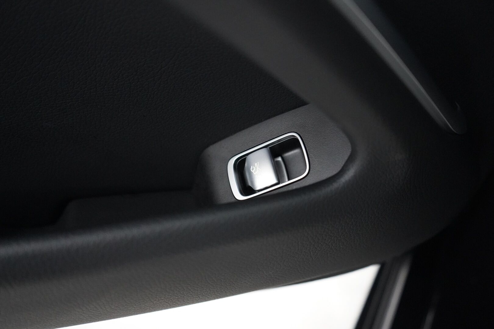 Mercedes-Benz EQS 2022 350 Sedan Luxury - Distronic | Nelipyöräohjaus | Panorama | Nahkasisusta | Muistipenkit | Keyless | Peruutuskamera | Airmatic | Blis | Ambient | Akku kuntotarkastettu