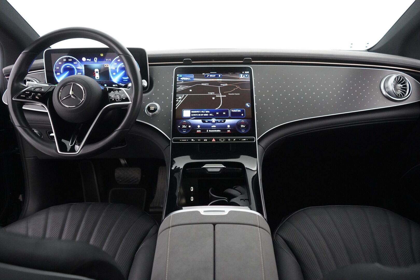 Mercedes-Benz EQS 2022 350 Sedan Luxury - Distronic | Nelipyöräohjaus | Panorama | Nahkasisusta | Muistipenkit | Keyless | Peruutuskamera | Airmatic | Blis | Ambient | Akku kuntotarkastettu