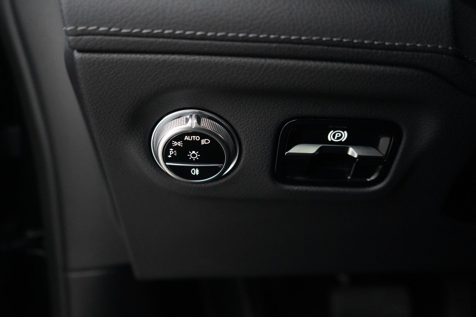 Mercedes-Benz EQS 2022 350 Sedan Luxury - Distronic | Nelipyöräohjaus | Panorama | Nahkasisusta | Muistipenkit | Keyless | Peruutuskamera | Airmatic | Blis | Ambient | Akku kuntotarkastettu