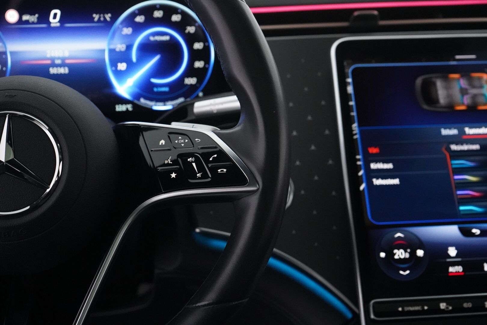 Mercedes-Benz EQS 2022 350 Sedan Luxury - Distronic | Nelipyöräohjaus | Panorama | Nahkasisusta | Muistipenkit | Keyless | Peruutuskamera | Airmatic | Blis | Ambient | Akku kuntotarkastettu