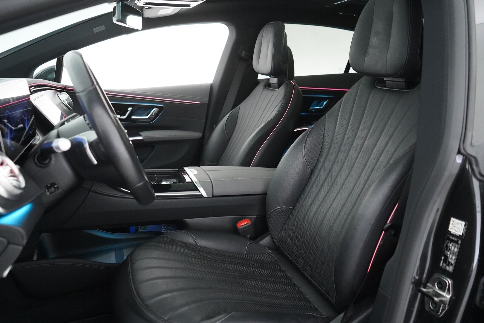 Mercedes-Benz EQS 2022 350 Sedan Luxury - Distronic | Nelipyöräohjaus | Panorama | Nahkasisusta | Muistipenkit | Keyless | Peruutuskamera | Airmatic | Blis | Ambient | Akku kuntotarkastettu