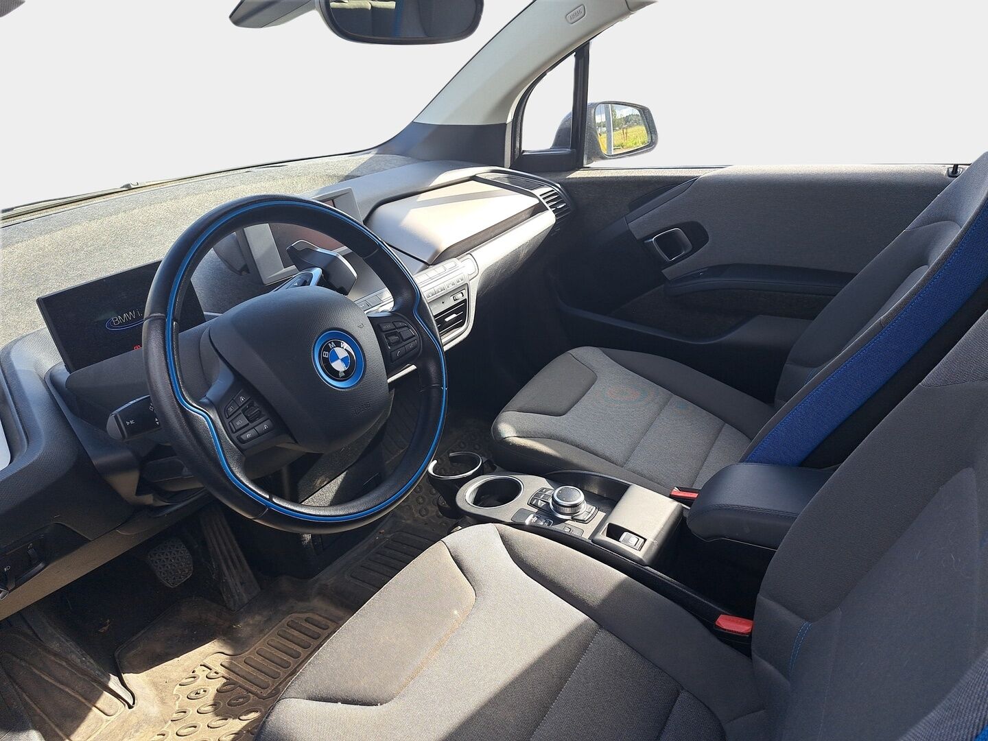 BMW i3 2022 i3s Sedan (AA) 4ov - | ACC | Lämpöpumppu | P.Kamera | 2x alut | KeylessGo |