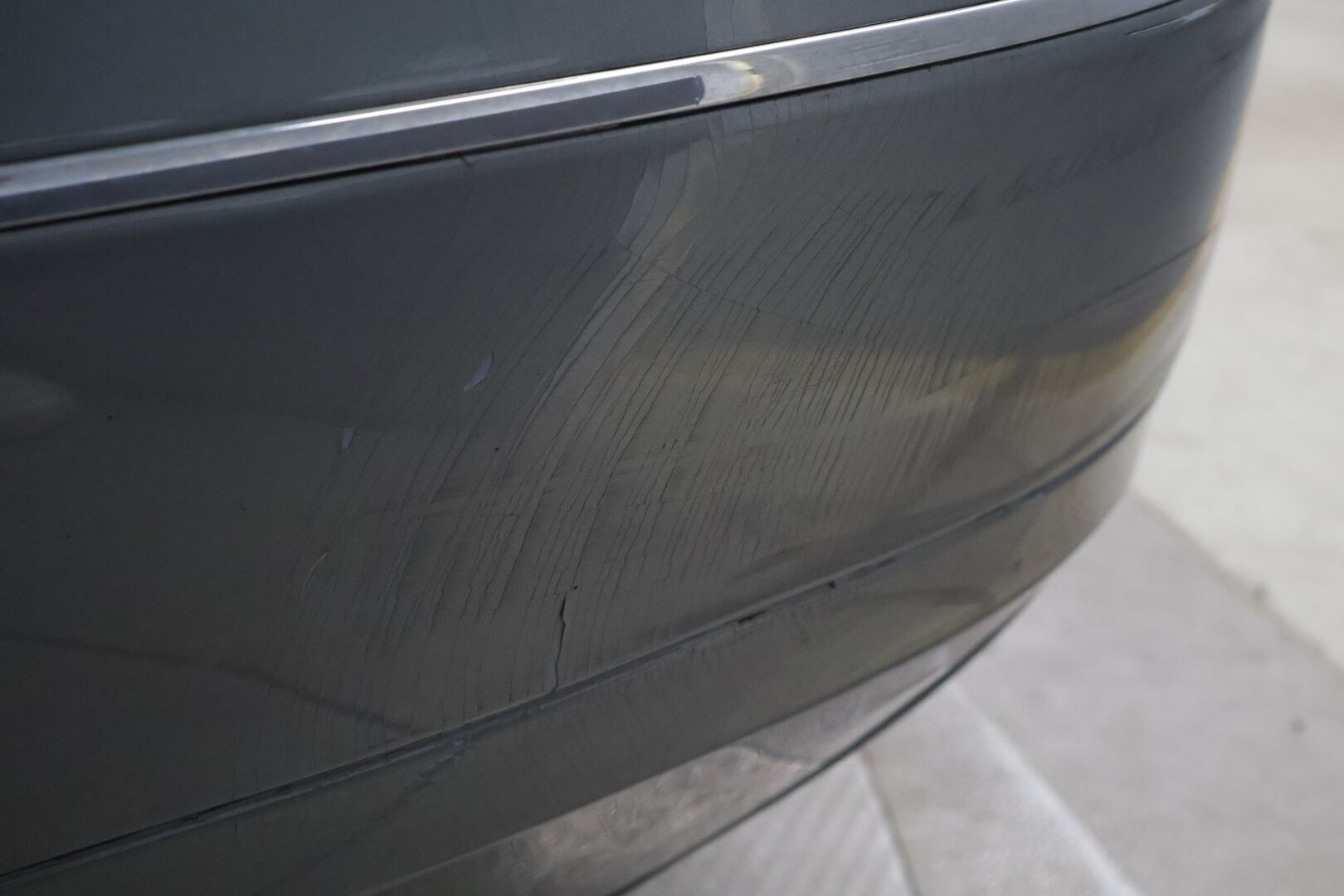 Mercedes-Benz E 2011 200 NGT Avantgarde 1,8 * Myydään Huutokaupat.com * Lohkolämmitin / Vetokoukku / Vakkari / Tutkat / * - *Myydään Huutokaupat.com* Kahdet renkaat vanteilla / Ortopedi-istuimet*