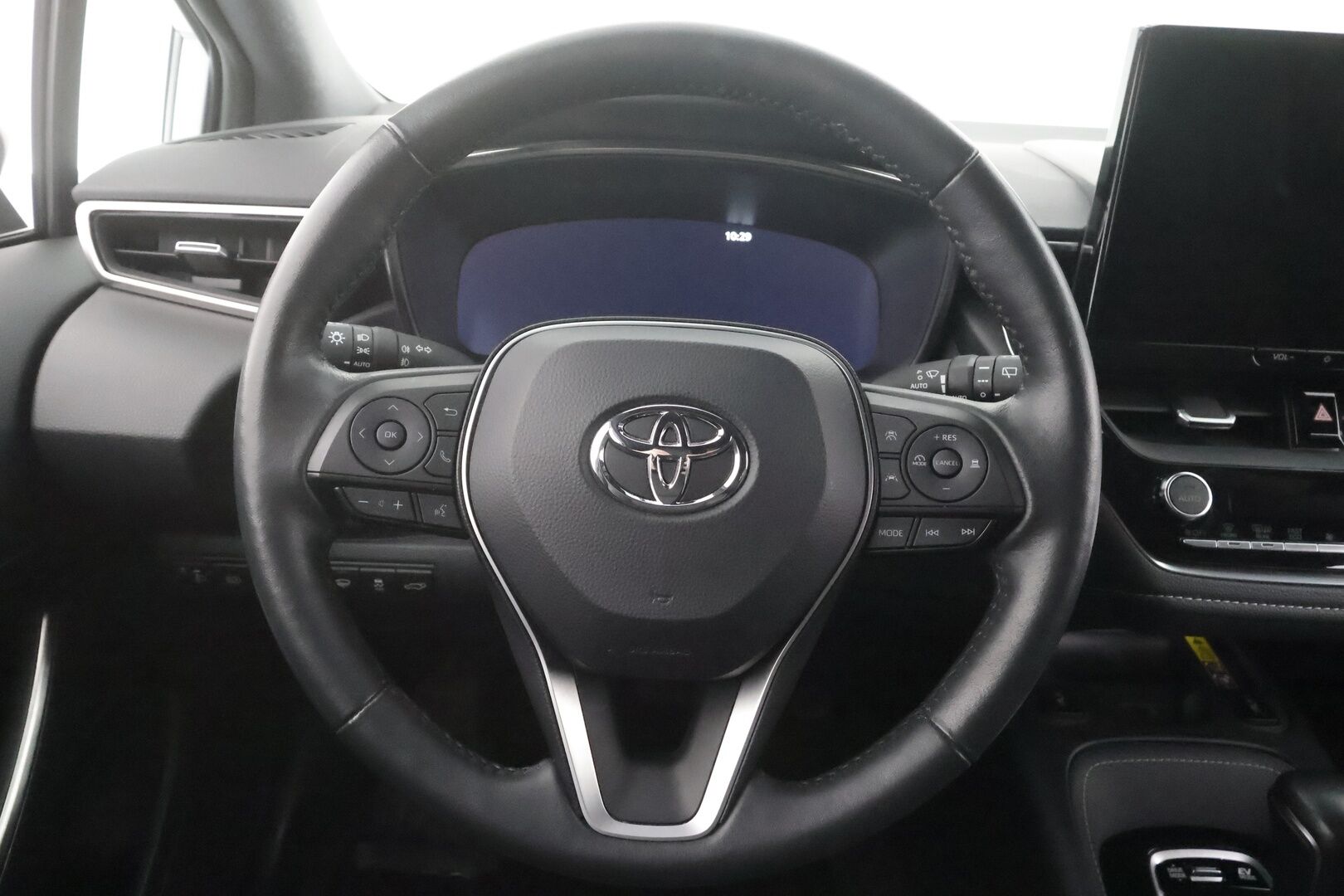 Toyota Corolla 2023 Touring Sports 1,8 Hybrid Launch Edition - | ACC | LED | P.Kamera | Lohkolämmitin | Kaistavahti | Navi | Keyless | PDA | Facelift | Kahdet renkaat | Merkkihuollot | Suomi-auto | 