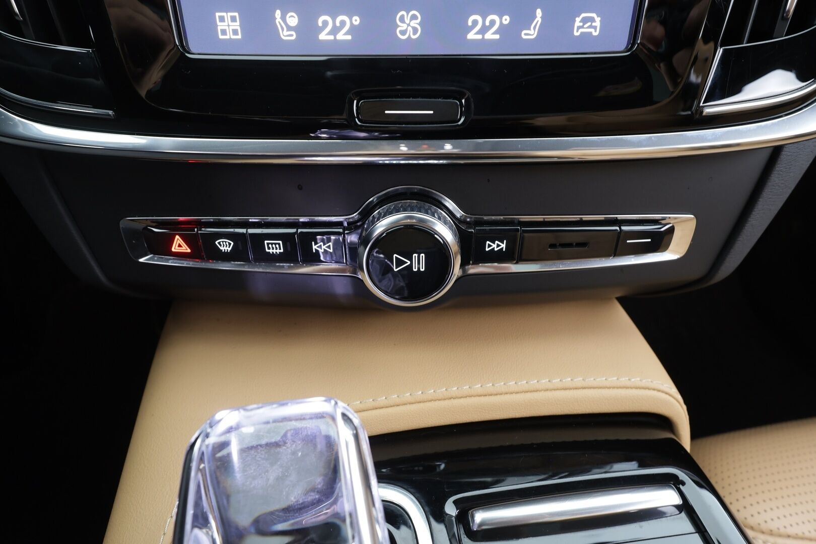 Volvo V90 2023 T8 AWD Long Range High Performance Ultimate Bright aut - | Pilot assist | 360-Kamera | Full-LED | H/K | Panorama | HUD | Ilmastoidut Muistipenkit | Keyless | Ruskeat Sporttinahat | 1.Om Suomi-auto | Kahdet renkaat | Merkkihuollettu |