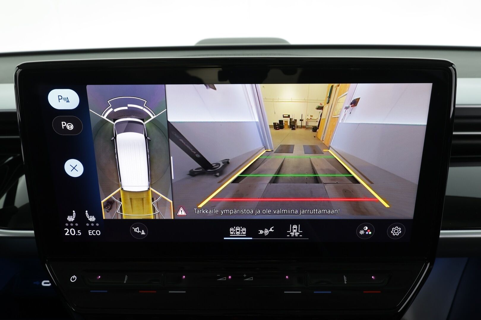 Volkswagen ID. Buzz 2023 Pro Business 77kWh * Koukku / ACC / LED / 360° Kamera / Kaistavahti / Navi / Keyless * - Suomi-auto / Kahdet renkaat / Merkkihuollot