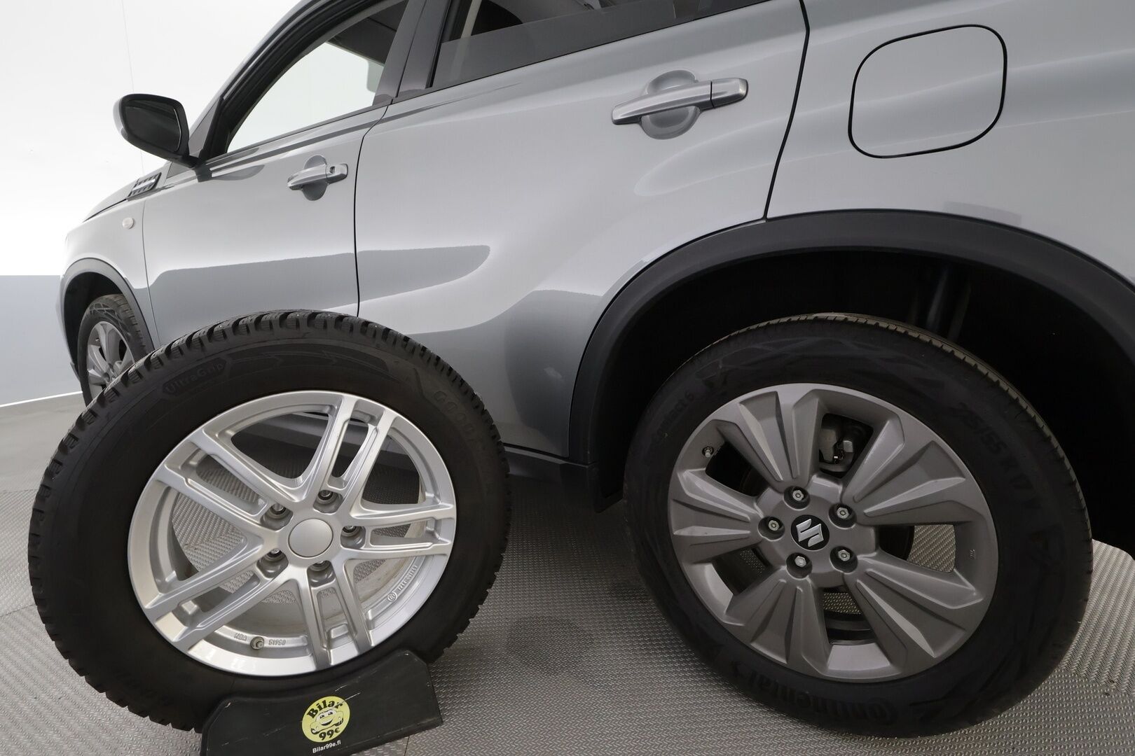 Suzuki Vitara 2024 1,4 BOOSTERJET 4WD GL+ 6MT HYBRID - | ACC | P.Kamera | Kaistavahti | LED | Lohko | Katvevarotin | Bluetooth | 1.Om Suomi-auto | Tehdastakuu | Kahdet renkaat aluvanteilla |