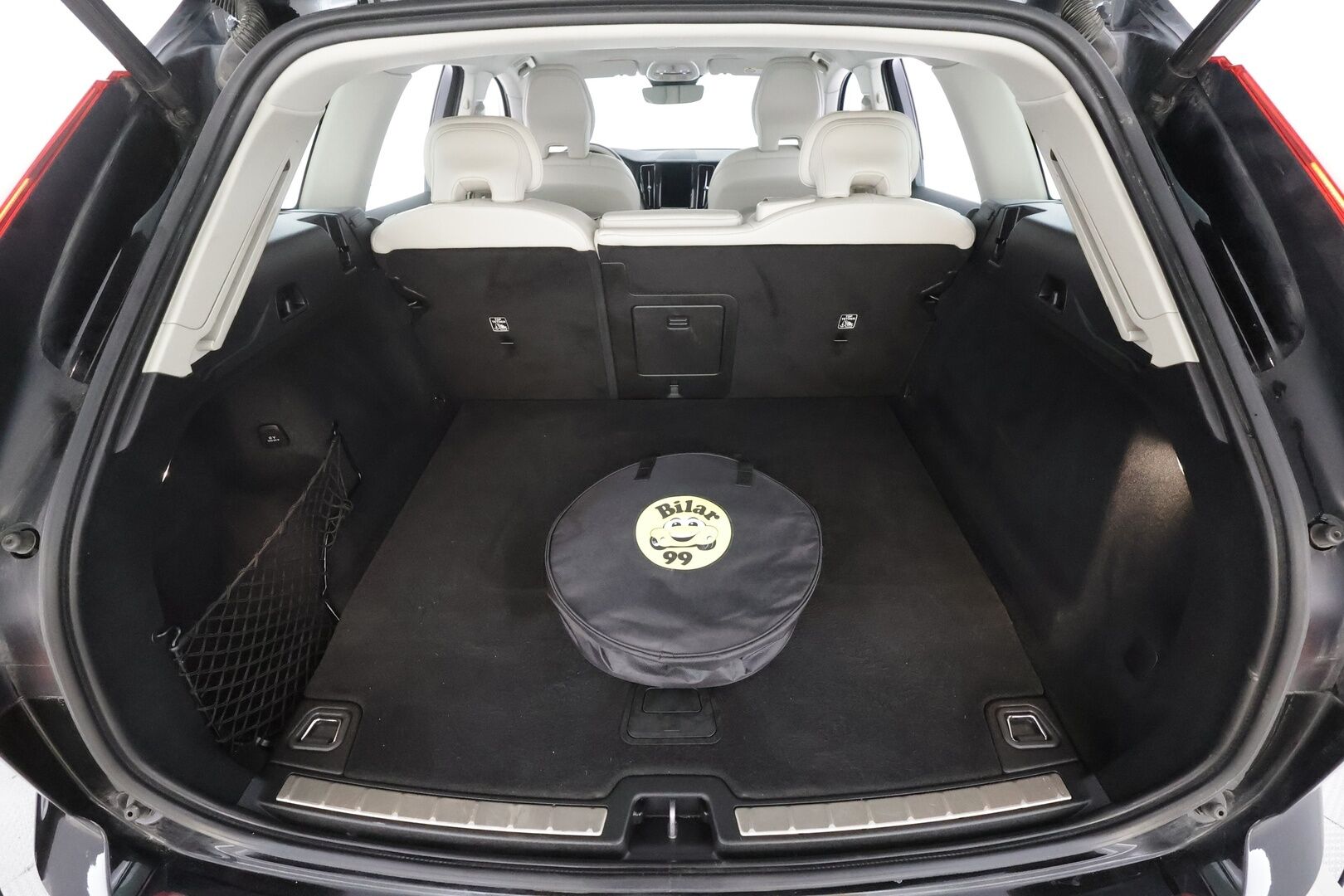 Volvo XC60 2023 T8 AWD Long Range High Performance Plus Bright aut - HUD | Pilot assist | Koukku | P-kamera | Muistipenkki | Panorama | Merkkihuollot | Full-LED | 