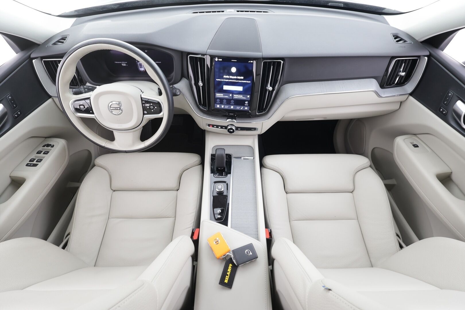 Volvo XC60 2023 T8 AWD Long Range High Performance Plus Bright aut - HUD | Pilot assist | Koukku | P-kamera | Muistipenkki | Panorama | Merkkihuollot | Full-LED | 