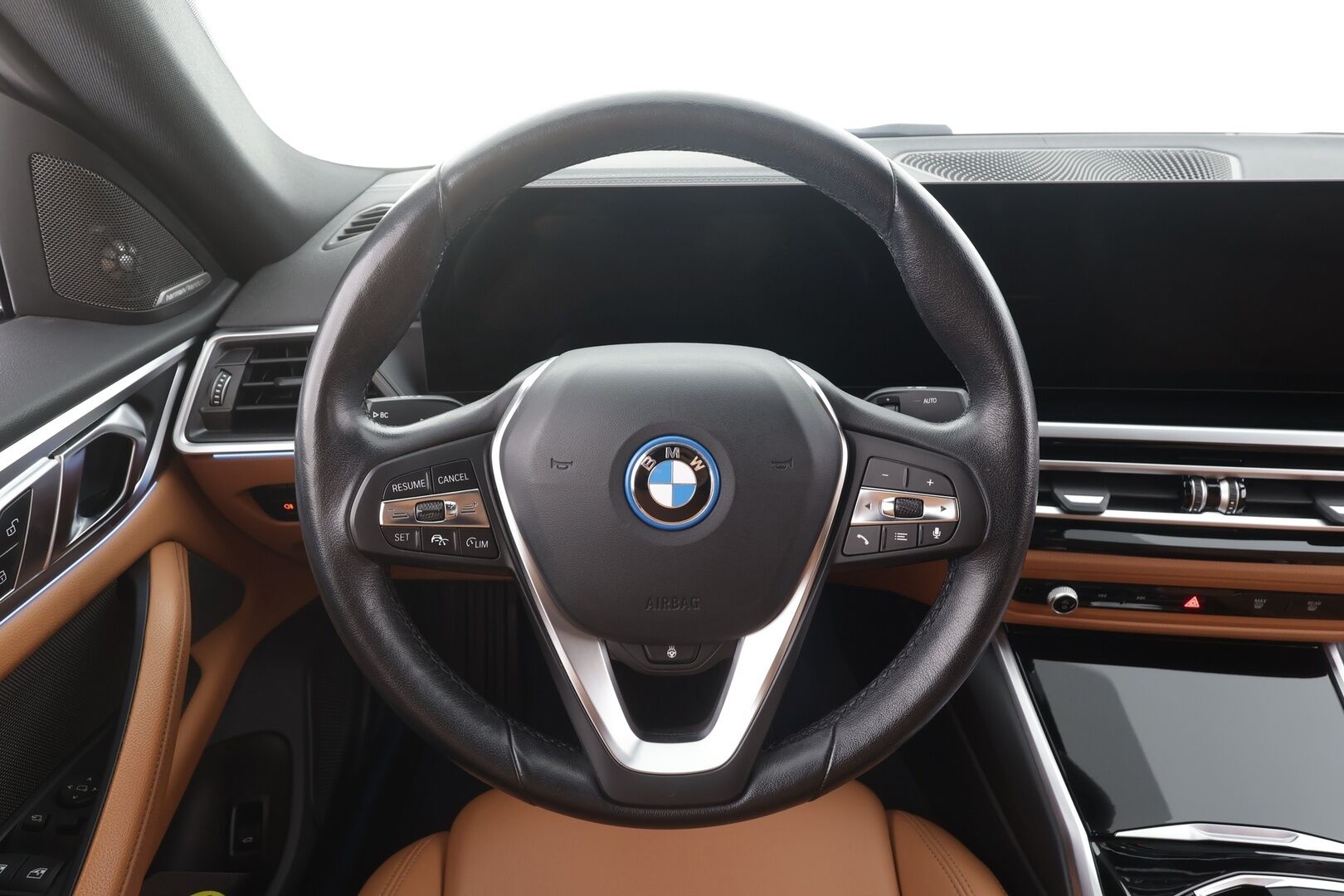 BMW i4 2024 eDrive40 Charged - | ACC | Lisälämmitin | Koukku | Widescreen | Muistipenkki | 360-Kamera |Sporttinahat | 1.Om Suomi-auto | Kahdet Renkaat | 