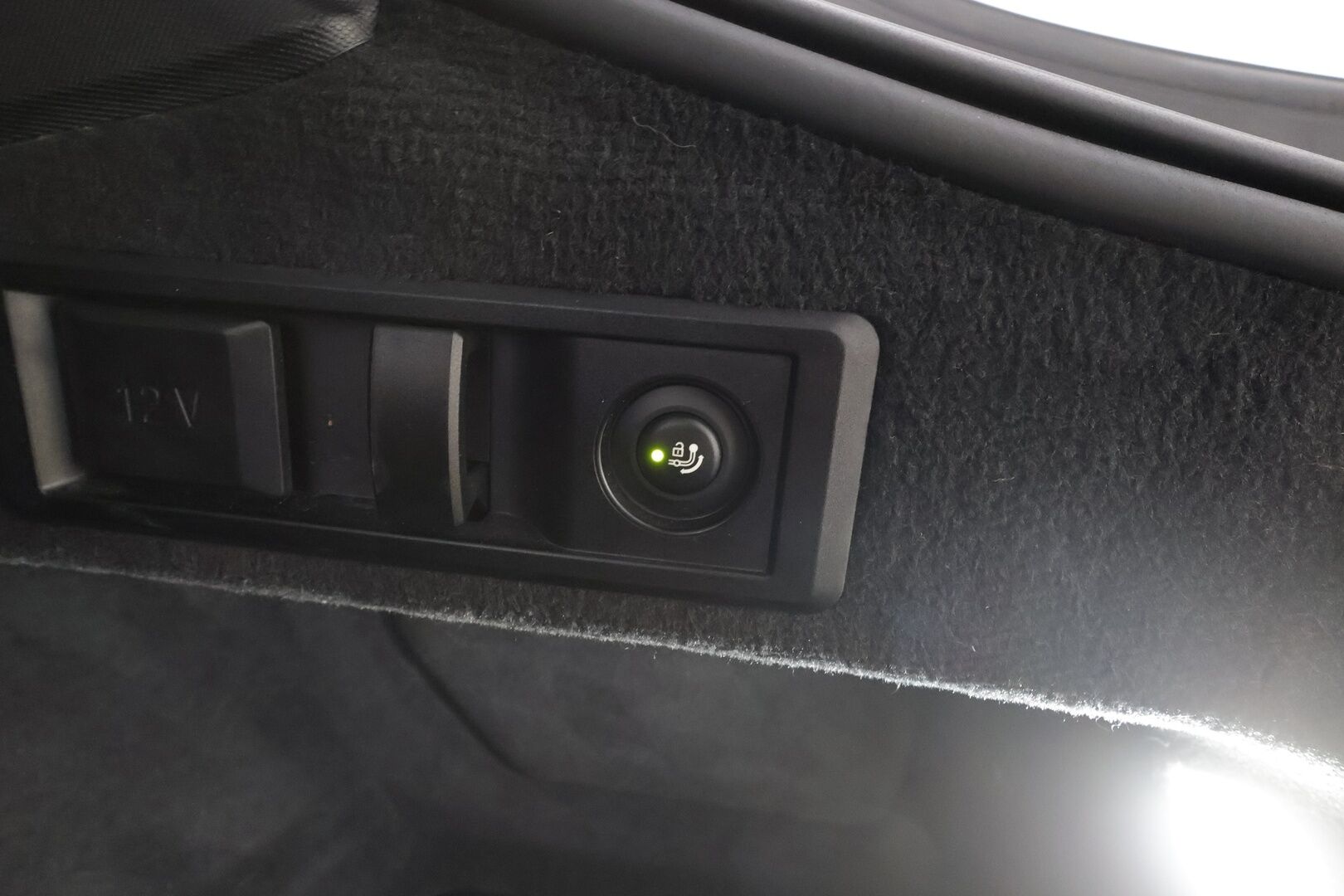 BMW i4 2024 eDrive40 Charged - | ACC | Lisälämmitin | Koukku | Widescreen | Muistipenkki | 360-Kamera |Sporttinahat | 1.Om Suomi-auto | Kahdet Renkaat | 