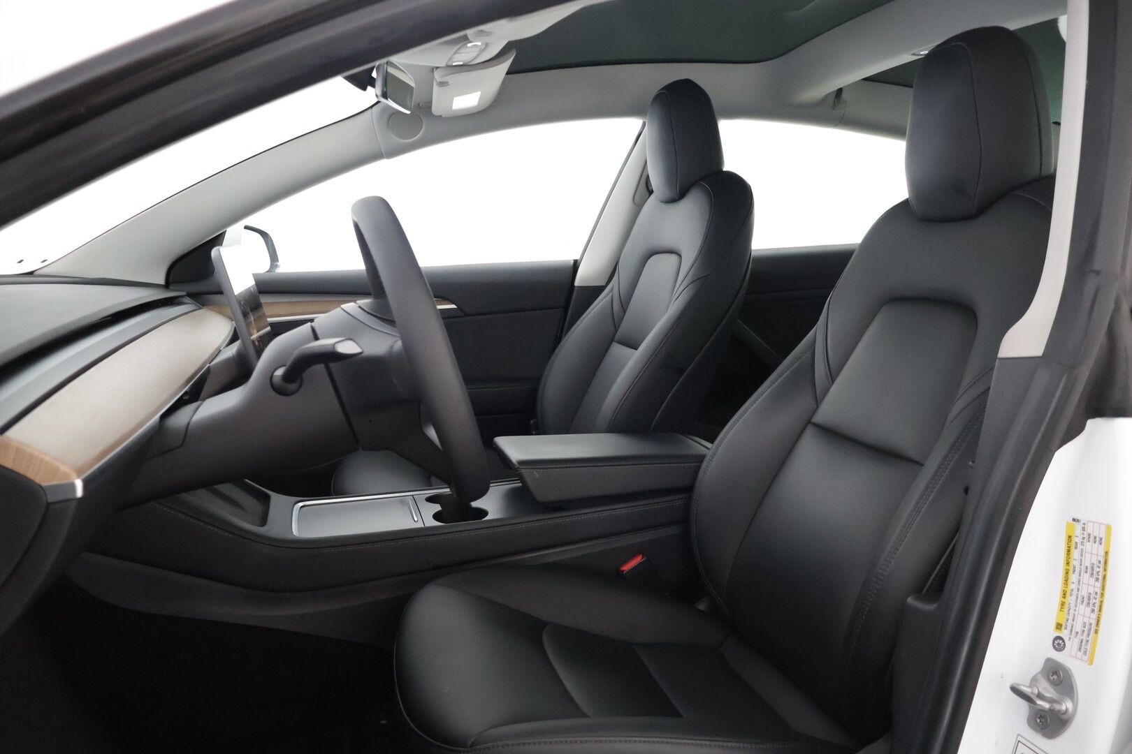 Tesla Model 3 2021 Long Range * Refresh / Ilmalämpöpumppu / Matrix LED / Premium Audio / Muistipenkki /  Nahkasisusta / BLIS / Lasikatto * - * Refresh / Siisti yksilö / 2x renkaat ja vanteet / Akku kuntotarkastettu * - HULLUT AVAJAISHULINAT KORKOTARJOUS 3,29 %