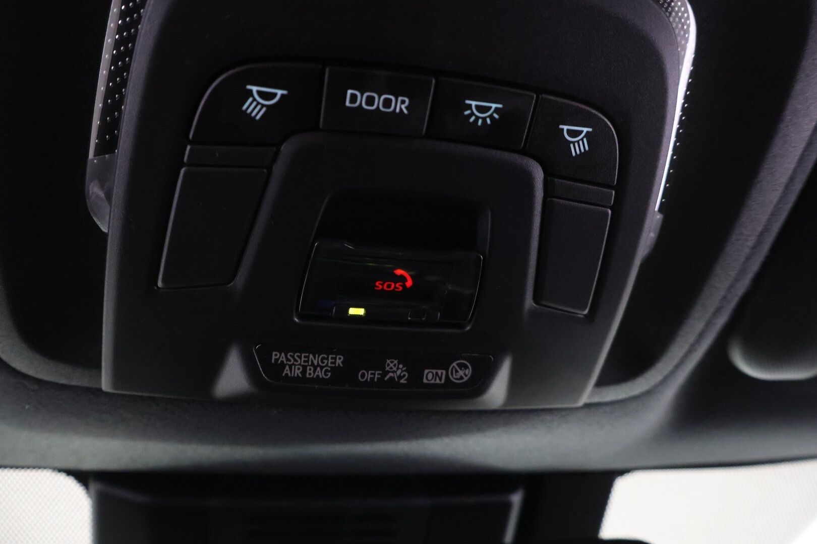 Toyota Corolla 2023 Touring Sports 1,8 Hybrid Launch Edition ** 2.om Suomi-auto / Navigointi / ACC / Facelift / P.kamera / Puolnahkasisus ** - Upeassa kunnossa oleva Suomi-auto suoraan toiselta omistajalta! / Takuu voimassa! - HULLUT AVAJAISHULINAT KORKOTARJOUS 3,29 %