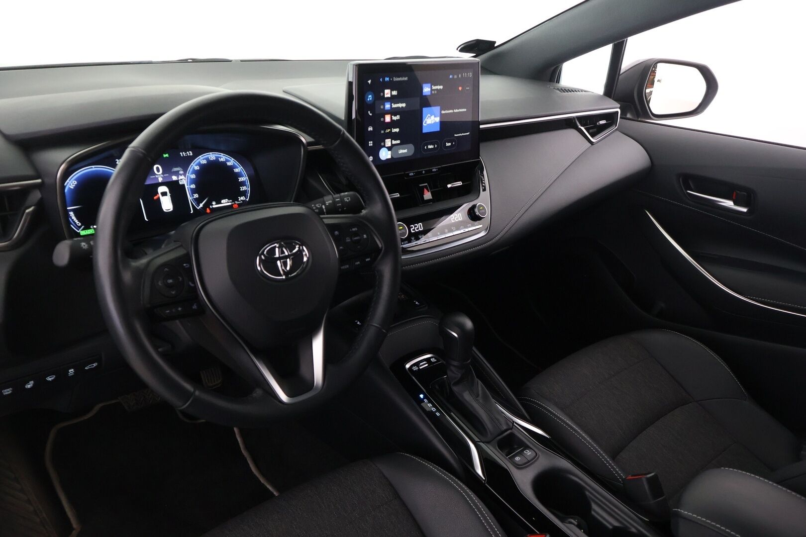 Toyota Corolla 2023 Touring Sports 1,8 Hybrid Launch Edition ** 2.om Suomi-auto / Navigointi / ACC / Facelift / P.kamera / Puolnahkasisus ** - Upeassa kunnossa oleva Suomi-auto suoraan toiselta omistajalta! / Takuu voimassa! - HULLUT AVAJAISHULINAT KORKOTARJOUS 3,29 %