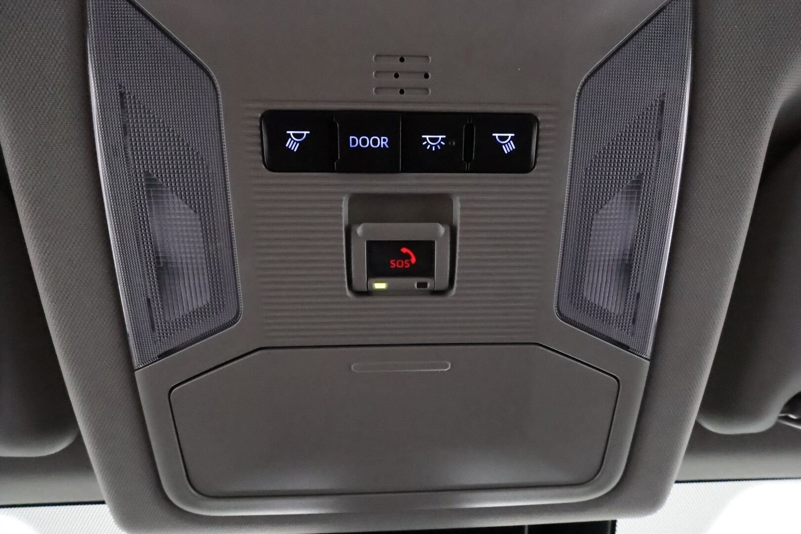 Toyota RAV4 2022 Hybrid AWD-i Executive Premium **Facelift / Muistipenkki / Mustat nahat / ACC / P.kamera / LED / ** - Supervarusteilla / Juuri huollettu / Harvinainen Executive Premium / Kahdet renkaat aluvanteilla - HULLU BLACKWEEK KORKOTARJOUS 2,49%