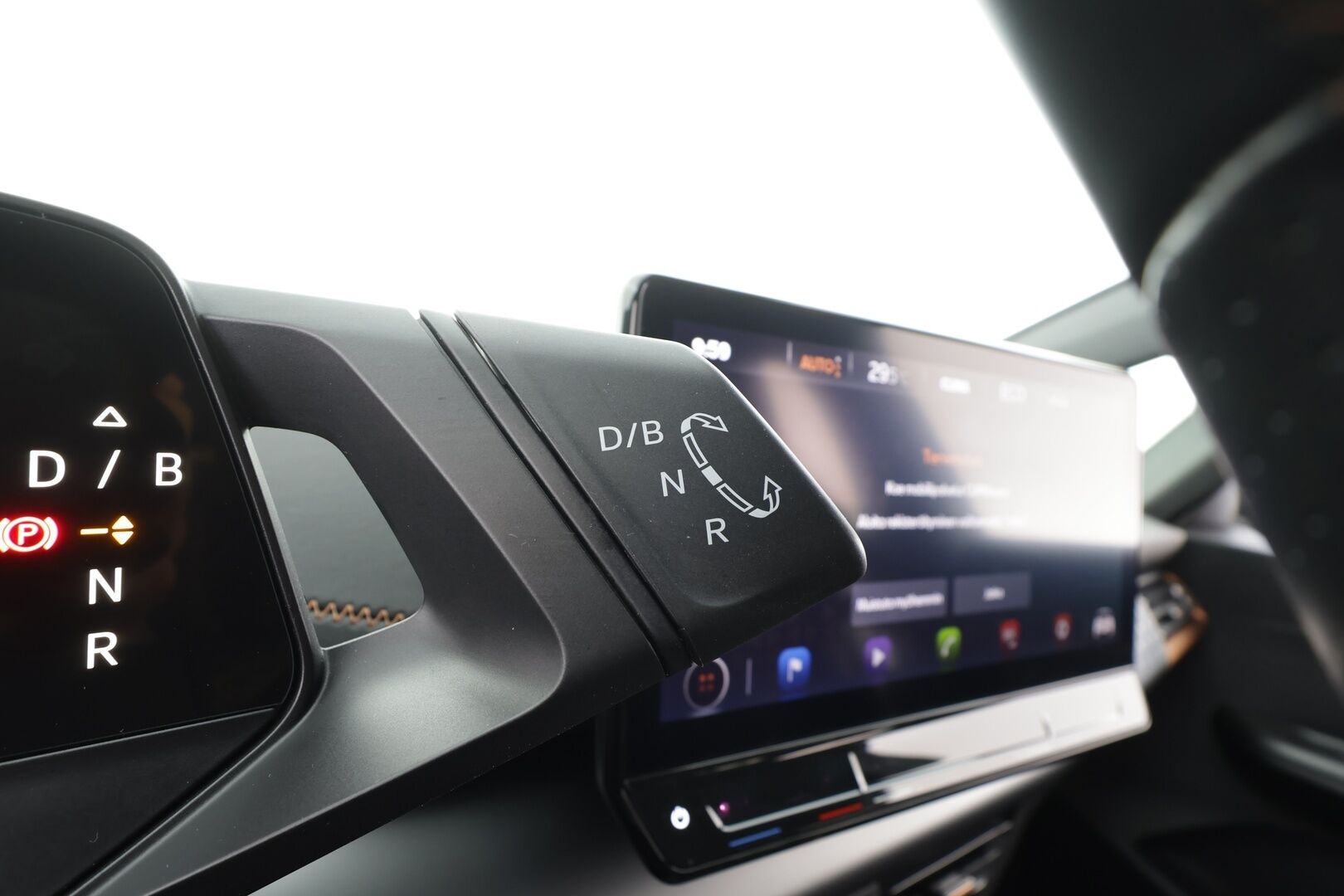 CUPRA Born 2023 150 kW 58 kWh * ACC / P.kamera / LED / Navi / ILP / Sporttipenkit * - Akku kuntotarkistettu / Kahdet renkaat aluvanteilla - HULLU BLACKWEEK KORKOTARJOUS 2,49%