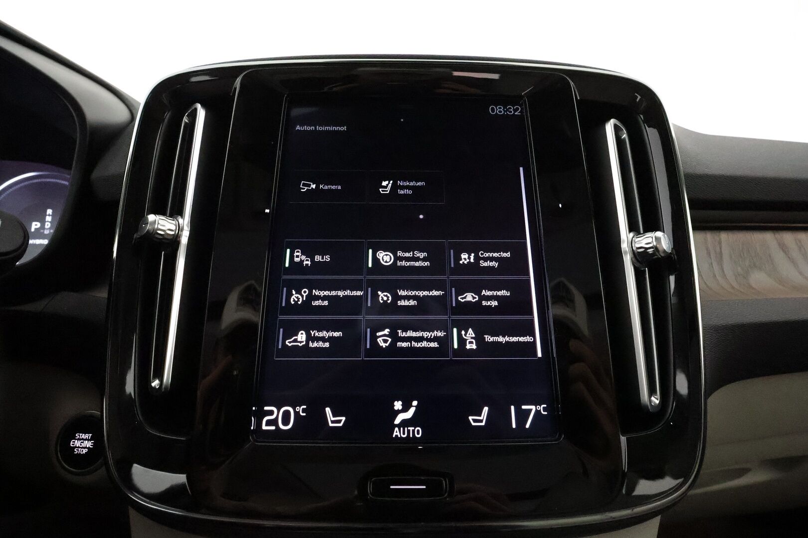 Volvo XC40 2021 T5 TwE Inscription aut ** Pa-lisälämmitin / Adapt.vakkari / Panorama / Nahkasisusta / Apple&Android / Bliss / Keyless - Digimittaristo / 2x Renkaat / Ambient Light / Peruutuskamera 