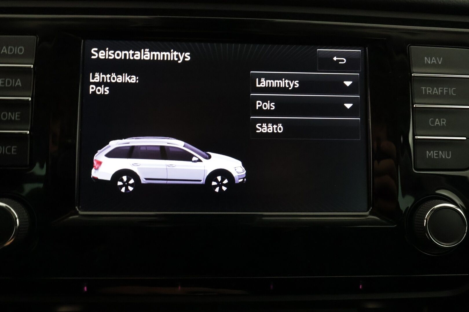 Skoda Octavia 2017 Combi 1,8 TSI 4x4 Scout DSG Autom. - | ACC | Webasto | Koukku | Xenon | Muistipenkki | Canton | P.Kamera | Puolinahat | Keyless | Apple&Android | Merkkihuollettu | Kahdet Renkaat |