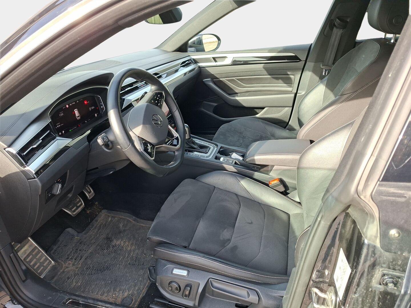 VOLKSWAGEN ARTEON 2022 Shooting Brake R-Line eHybrid 160 kW DSG-aut * Adapt. Vakkari / Webasto / Kaistavahti / Keyless / Koukku - Kahdet renkaat aluvantein / Juuri tullut Tampereelle!