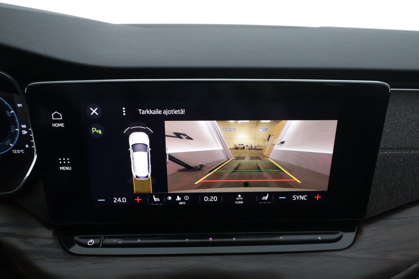 Skoda Octavia 2024 Combi 2.0 TDI 150 4x4 Scout DSG * Webasto / Koukku / ACC / Matrix-LED / P.kamera / Navi / Kaistavahti * - 1-om. Suomi-auto / Digimittaristo / Kahdet renkaat