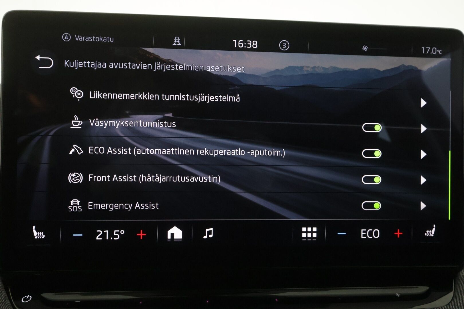 Skoda Enyaq 2023 80x 4x4 Style iV - | ACC | ILP | Koukku | Matrix-LED | Muistipenkki | Canton | P.Kamera | Puolinahat | Keyless | Apple&Android | 1.Om Suomi-auto | Kahdet Renkaat | Merkkihuollettu |