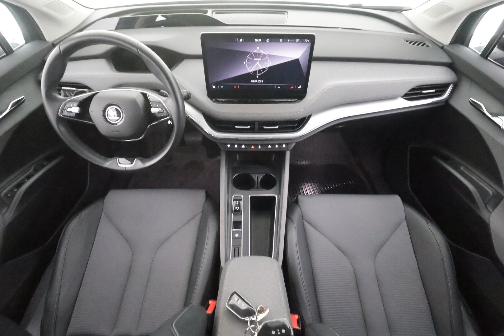Skoda Enyaq 2023 80x 4x4 Style iV - | ACC | ILP | Koukku | Matrix-LED | Muistipenkki | Canton | P.Kamera | Puolinahat | Keyless | Apple&Android | 1.Om Suomi-auto | Kahdet Renkaat | Merkkihuollettu |