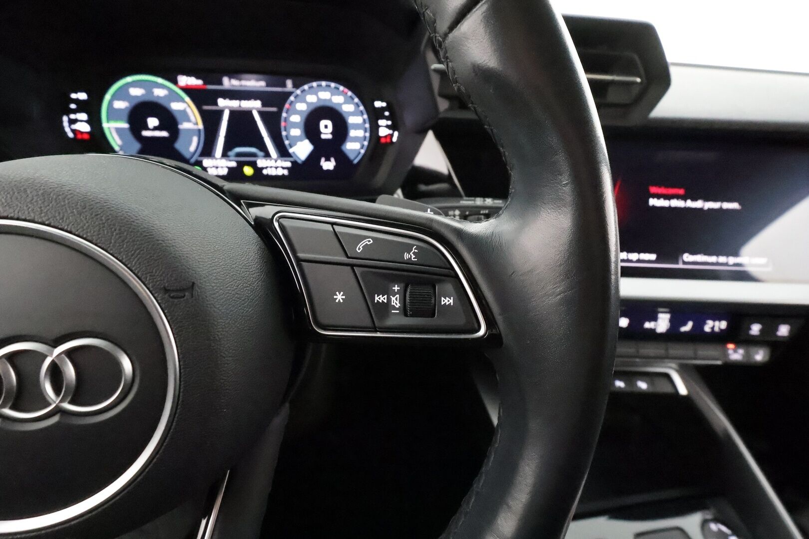 Audi A3 2024 Sportback Progress Plus 40 TFSI e 150kW S tronic * ACC / Koukku / Digimittaristo / Sporttipenkit / LED / P.kamera * - 1.Om Suomi-auto / Kahdet renkaat aluvanteilla / Merkkihuollettu - HULLUT AVAJAISHULINAT KORKOTARJOUS 3,29 %