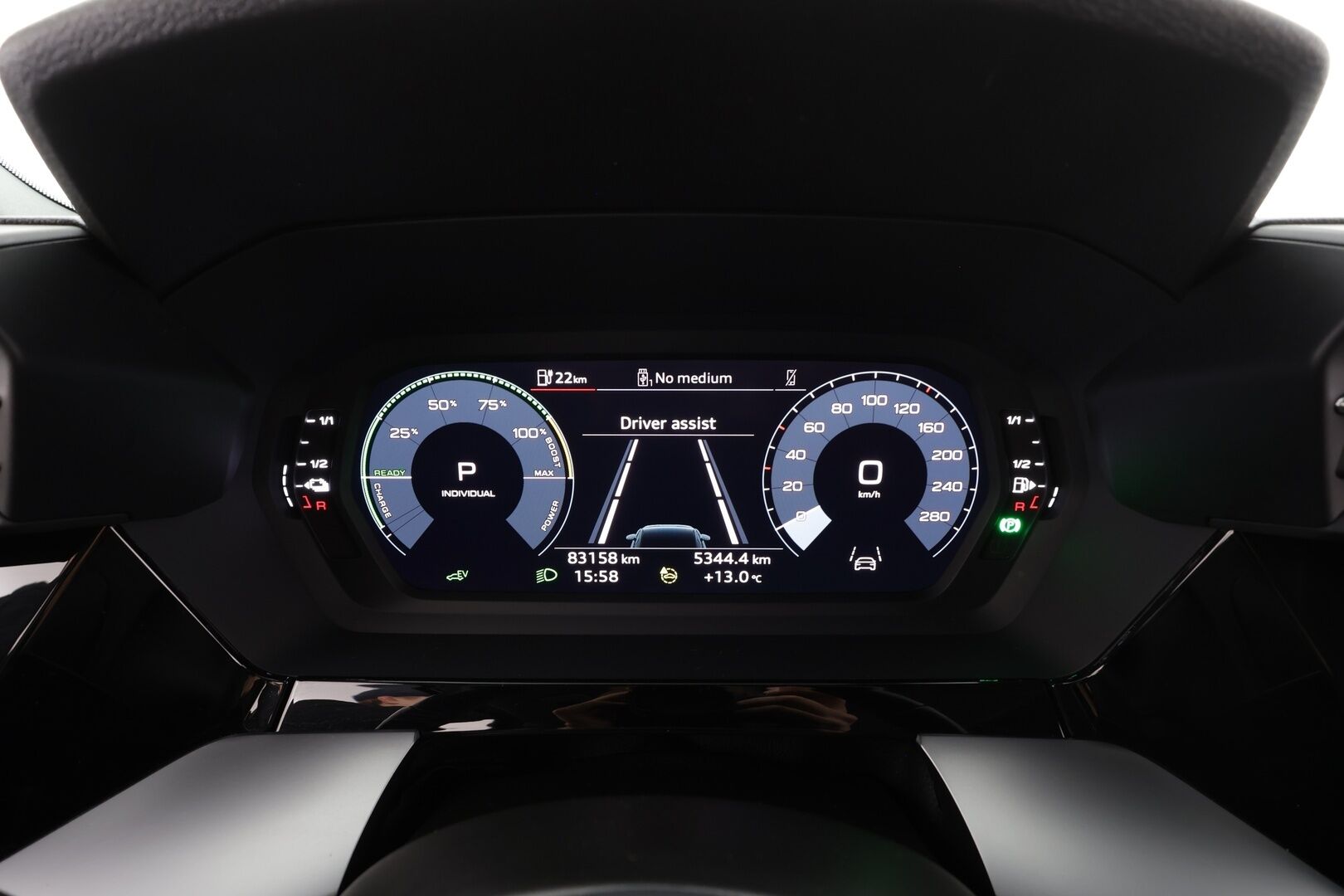 Audi A3 2024 Sportback Progress Plus 40 TFSI e 150kW S tronic - | ACC | Koukku | Digimittaristo | Sporttipenkit | LED | P.kamera | 1.Om Suomi-auto | Kahdet renkaat aluvanteilla | Merkkihuollettu |