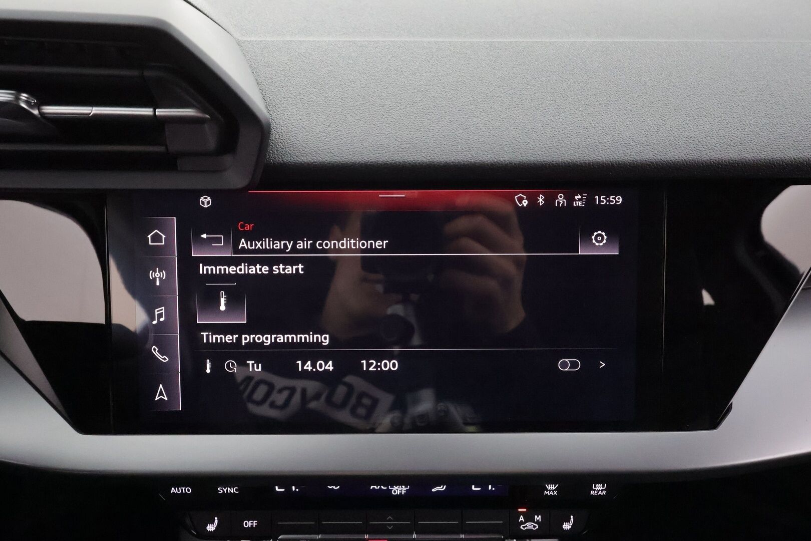 Audi A3 2024 Sportback Progress Plus 40 TFSI e 150kW S tronic * ACC / Koukku / Digimittaristo / Sporttipenkit / LED / P.kamera * - 1.Om Suomi-auto / Kahdet renkaat aluvanteilla / Merkkihuollettu - HULLUT AVAJAISHULINAT KORKOTARJOUS 3,29 %