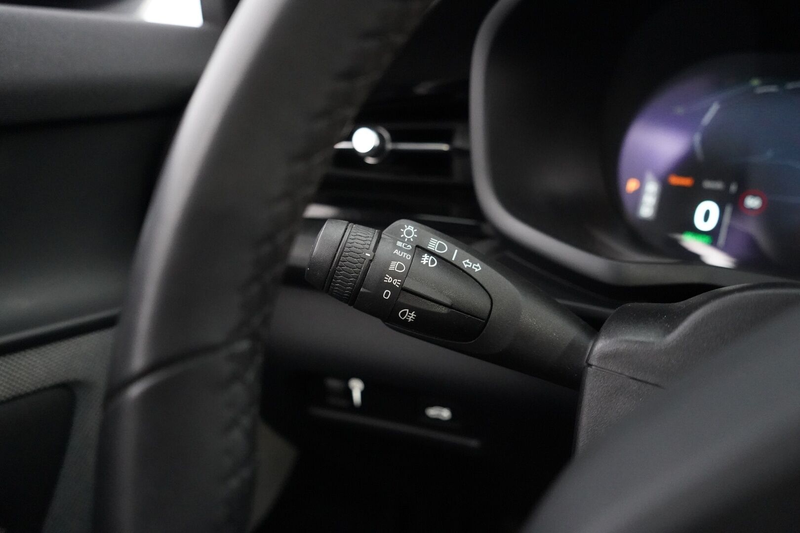 Polestar 2 2021 Long Range Dual Motor Performance, 300kW, 78kWh - Pilot&Plus | ACC | Panorama | Muistipenkki | 360-kamera | H&K | Keyless | SoH 92.8% | Kahdet OEM Performance Vanteet | Merkkihuollettu