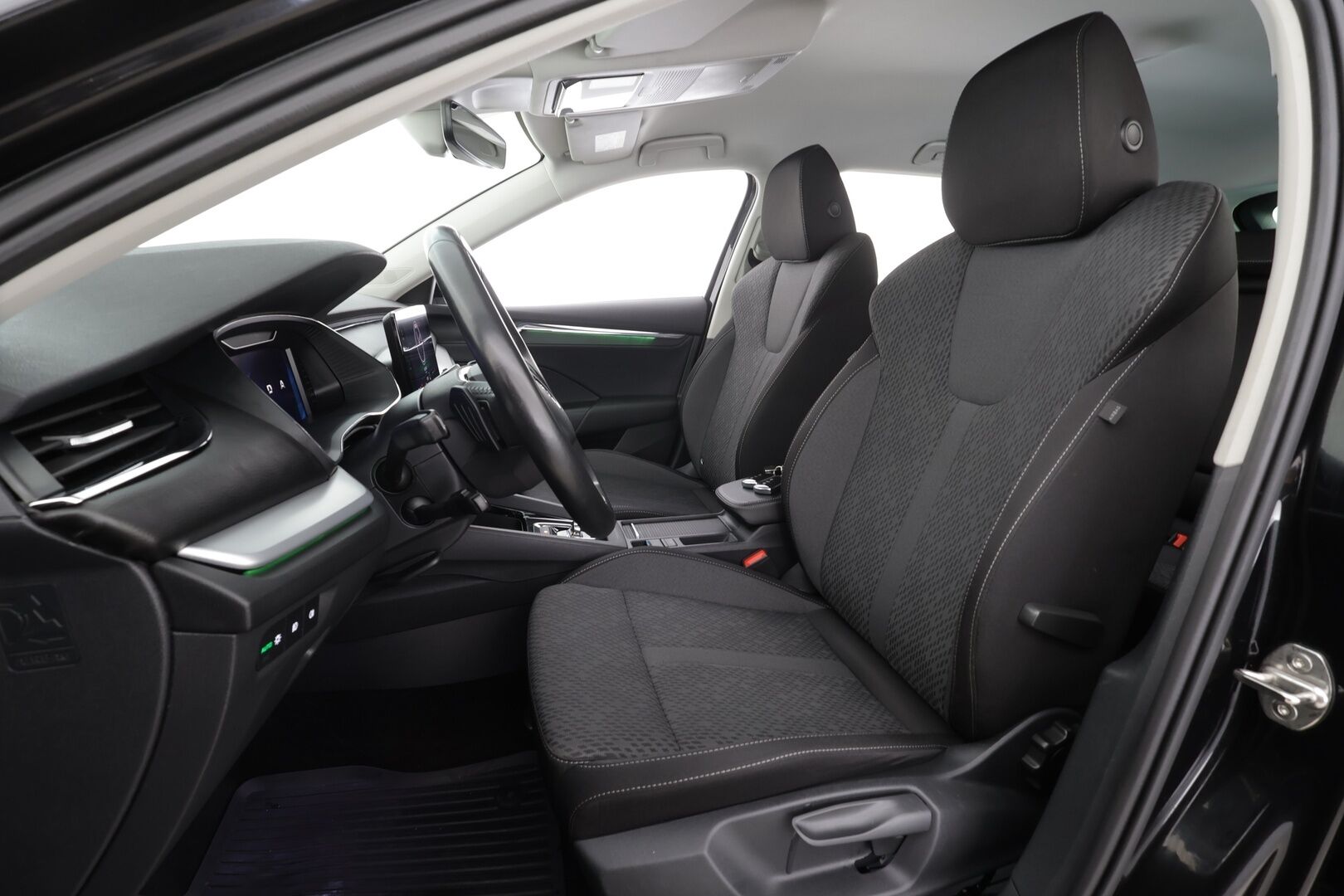 Skoda Octavia 2023 Combi 1.4 TSI PHEV Style iV DSG * ACC / Webasto / Matrix / P.Kamera / Smartlink / Keyless * - Akku kuntotarkastettu / Suomi-auto / Kahdet renkaat / Koti & Kauppalaturi