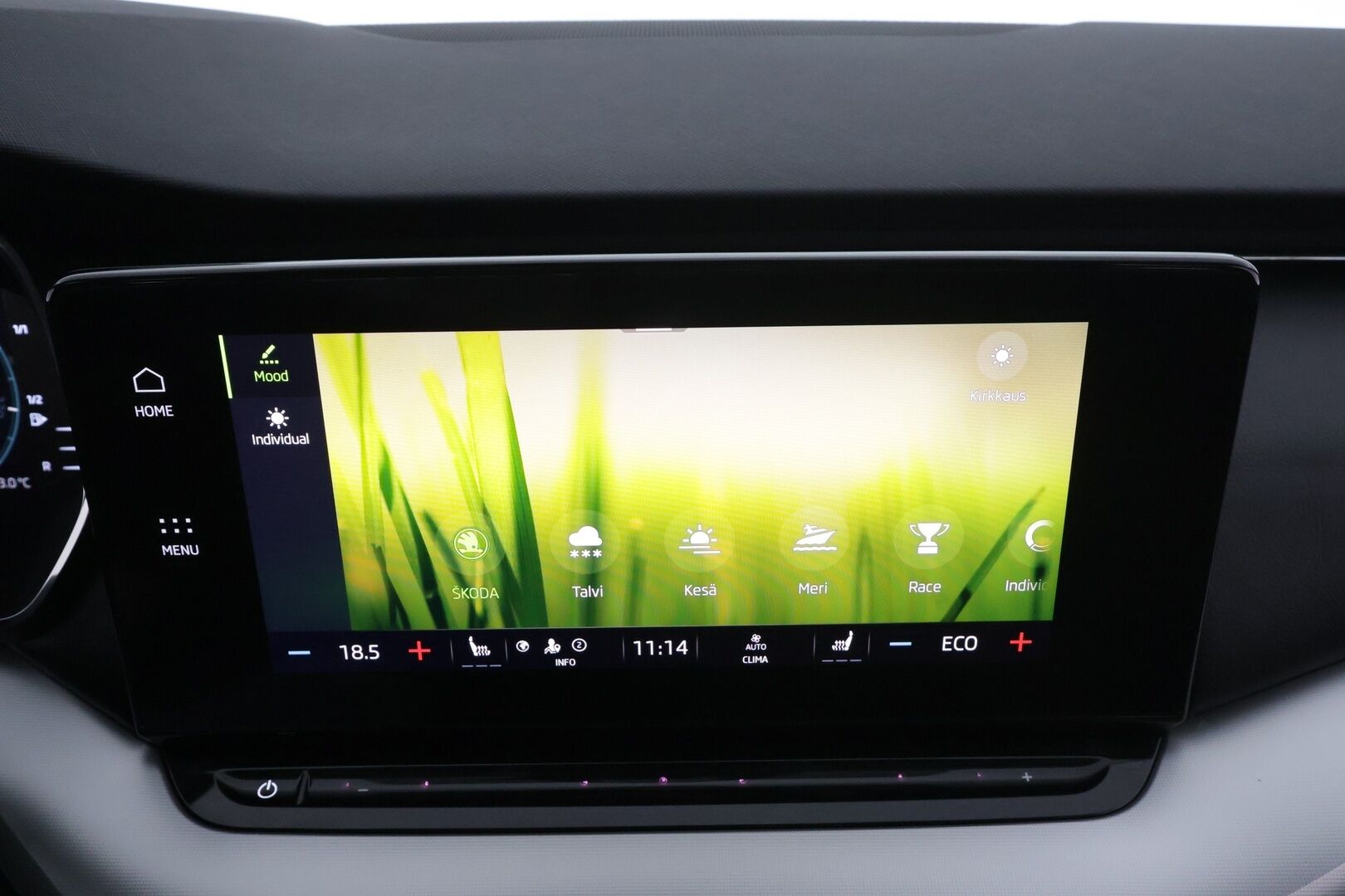 Skoda Octavia 2023 Combi 1.4 TSI PHEV Style iV DSG * ACC / Webasto / Matrix / P.Kamera / Smartlink / Keyless * - Akku kuntotarkastettu / Suomi-auto / Kahdet renkaat / Koti & Kauppalaturi