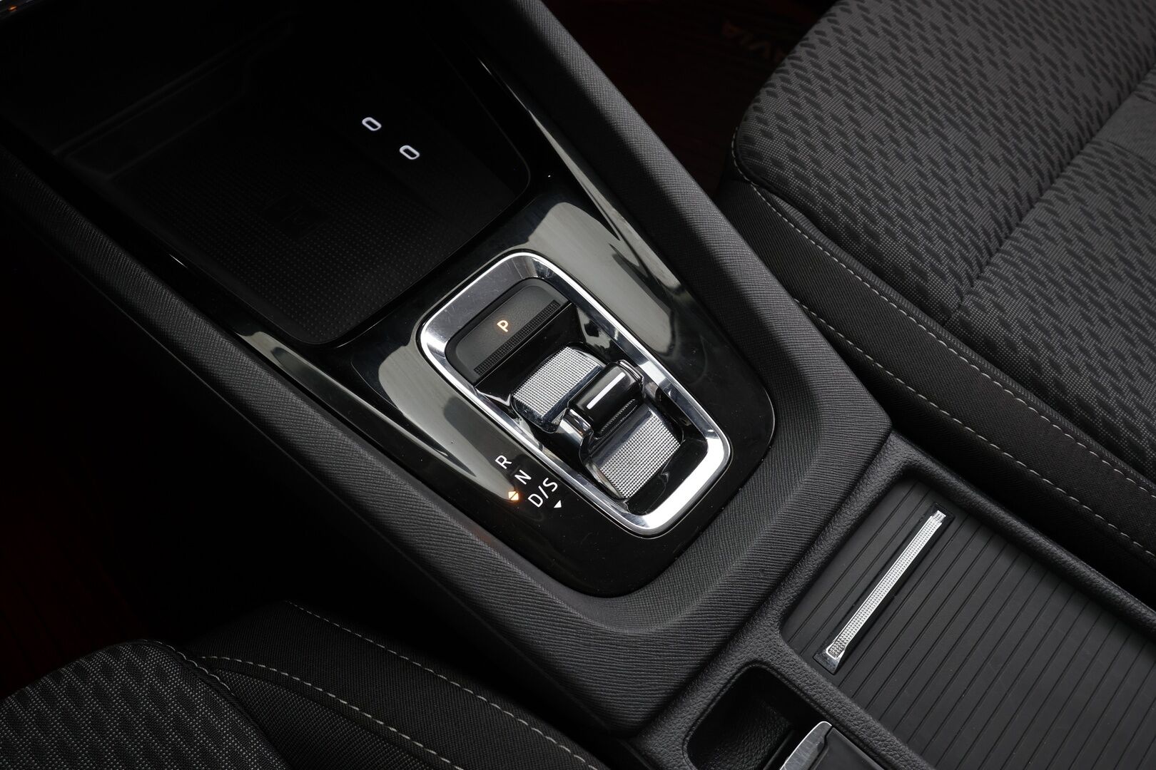 Skoda Octavia 2024 Combi 1.4 TSI PHEV Style iV DSG * ACC / Matrix-LED / P.Kamera / Keyless / Ambient / Navi / Digimittaristo * - Kahdet renkaat / Suomi auto