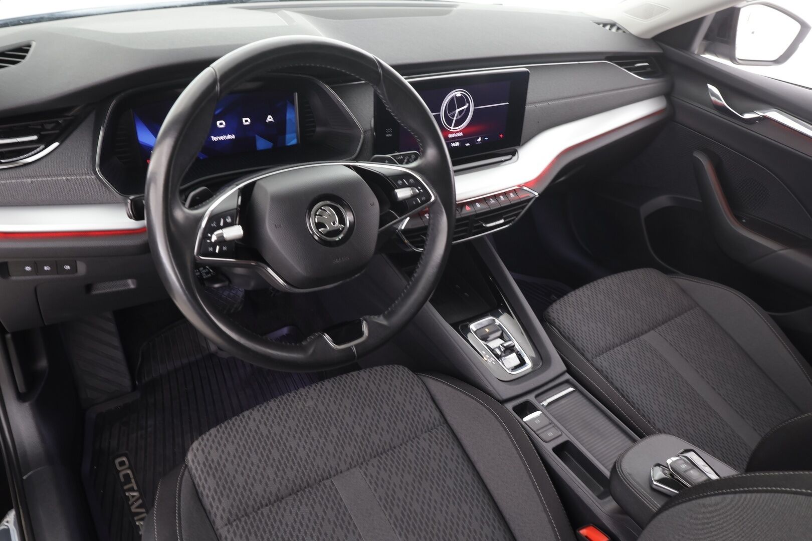 Skoda Octavia 2024 Combi 1.4 TSI PHEV Style iV DSG * ACC / Webasto / Matrix-LED / P.Kamera / Keyless / Ambient / Navi / Digimittaristo * - Suomi auto / Kahdet renkaat / Sähkökontti - HULLUT AVAJAISHULINAT KORKOTARJOUS 3,29 %