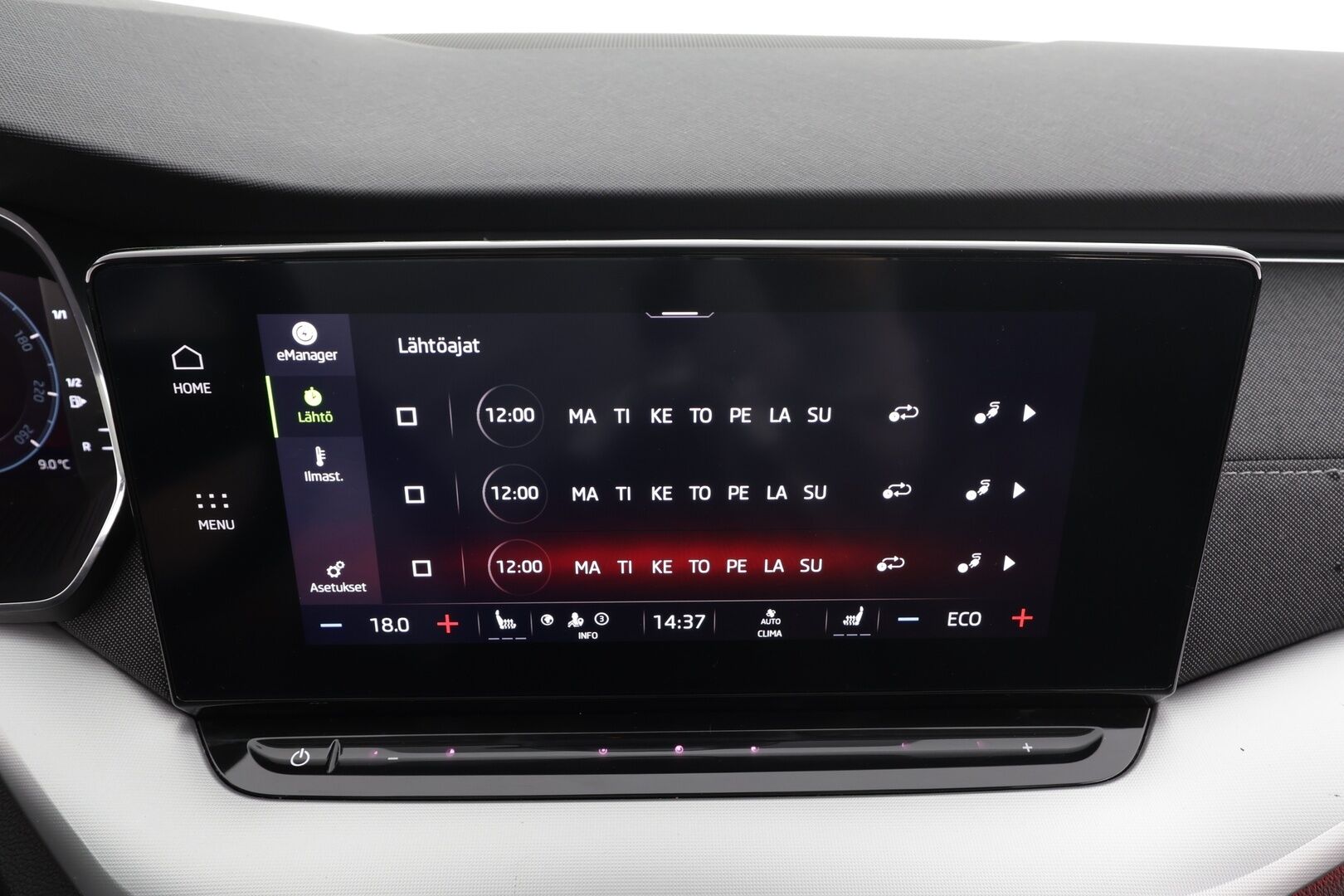 Skoda Octavia 2024 Combi 1.4 TSI PHEV Style iV DSG * ACC / Matrix-LED / P.Kamera / Keyless / Ambient / Navi / Digimittaristo * - Kahdet renkaat / Suomi auto