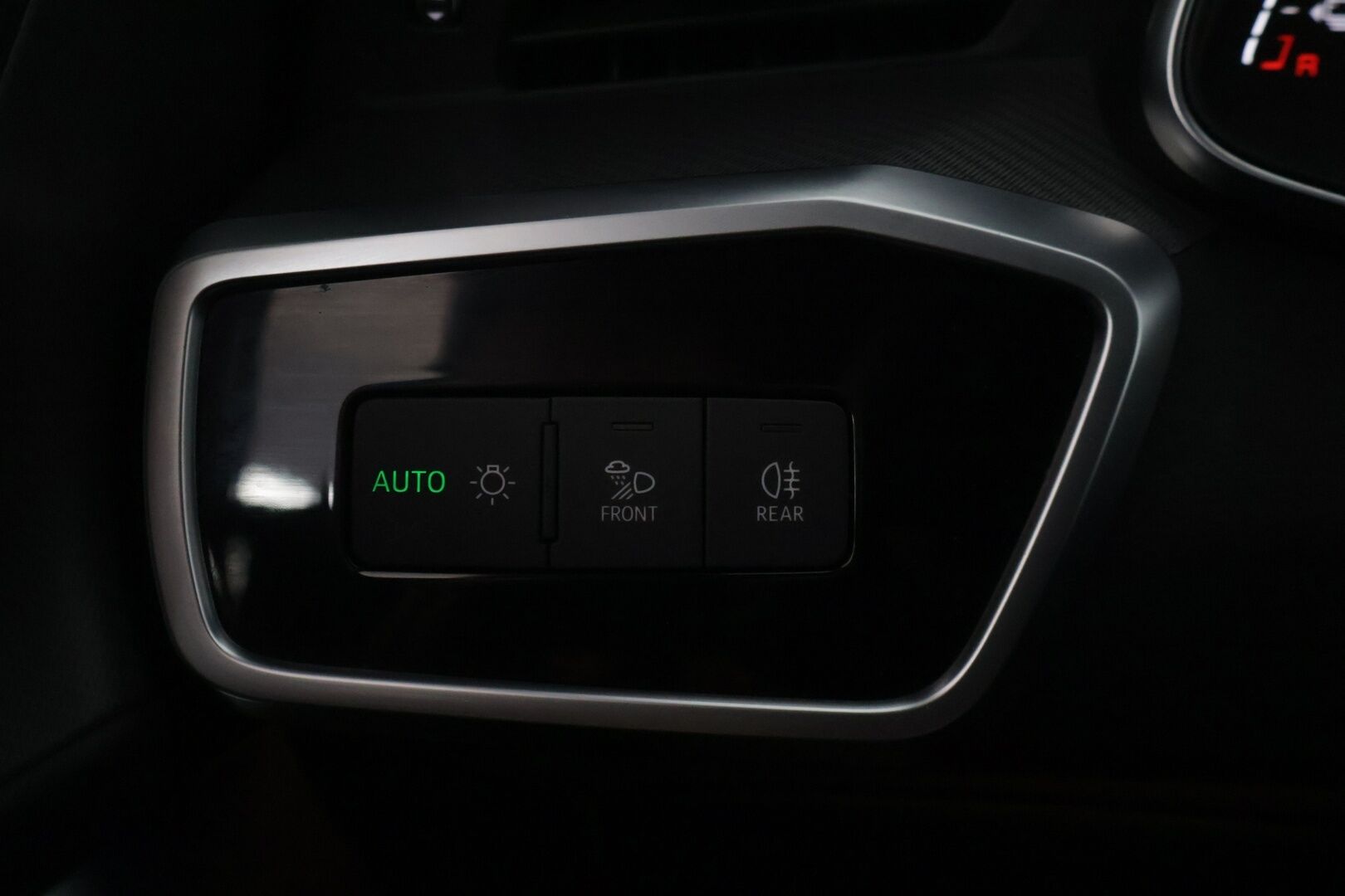 Audi A6 2022 A6 Avant 50 TFSI e quattro - | Ajoakku uusittu! | Adapt.vakkari | Bang & Olufsen | Matrix-Led | Audi virtual cockpit | Sähkötoiminen vetokoukku | Peruutuskamera | Metalliväri | Ambient |
