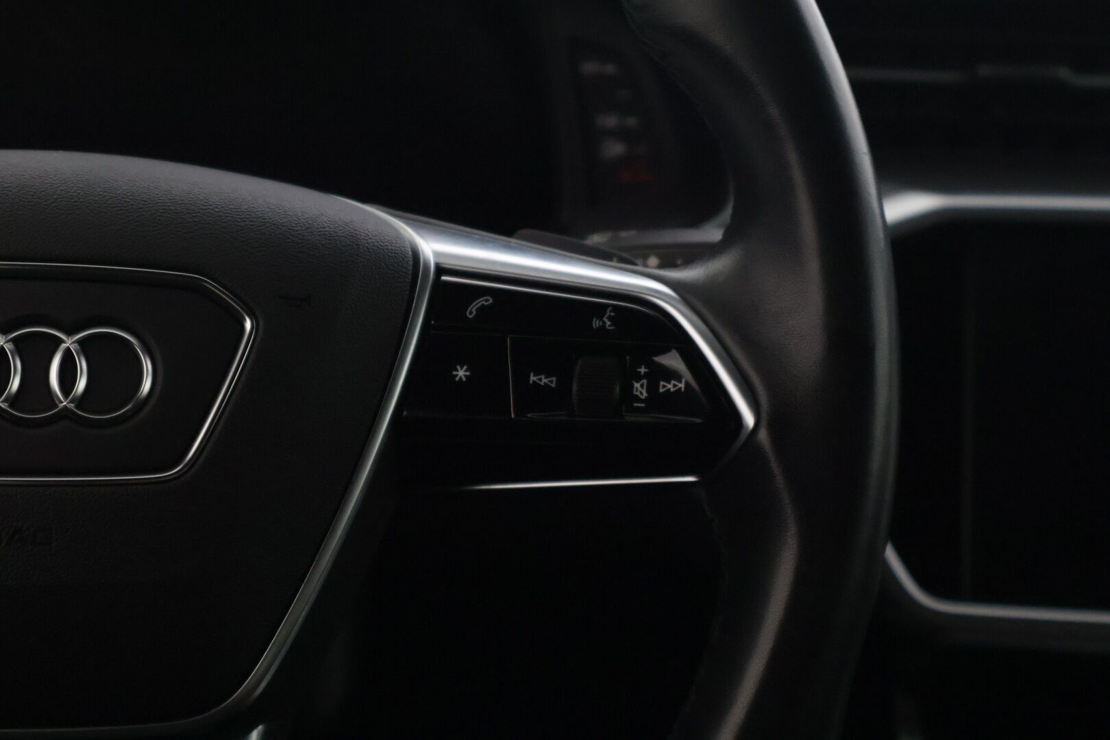 Audi A6 2022 A6 Avant 50 TFSI e quattro - | Ajoakku uusittu! | Adapt.vakkari | Bang & Olufsen | Matrix-Led | Audi virtual cockpit | Sähkötoiminen vetokoukku | Peruutuskamera | Metalliväri | Ambient |