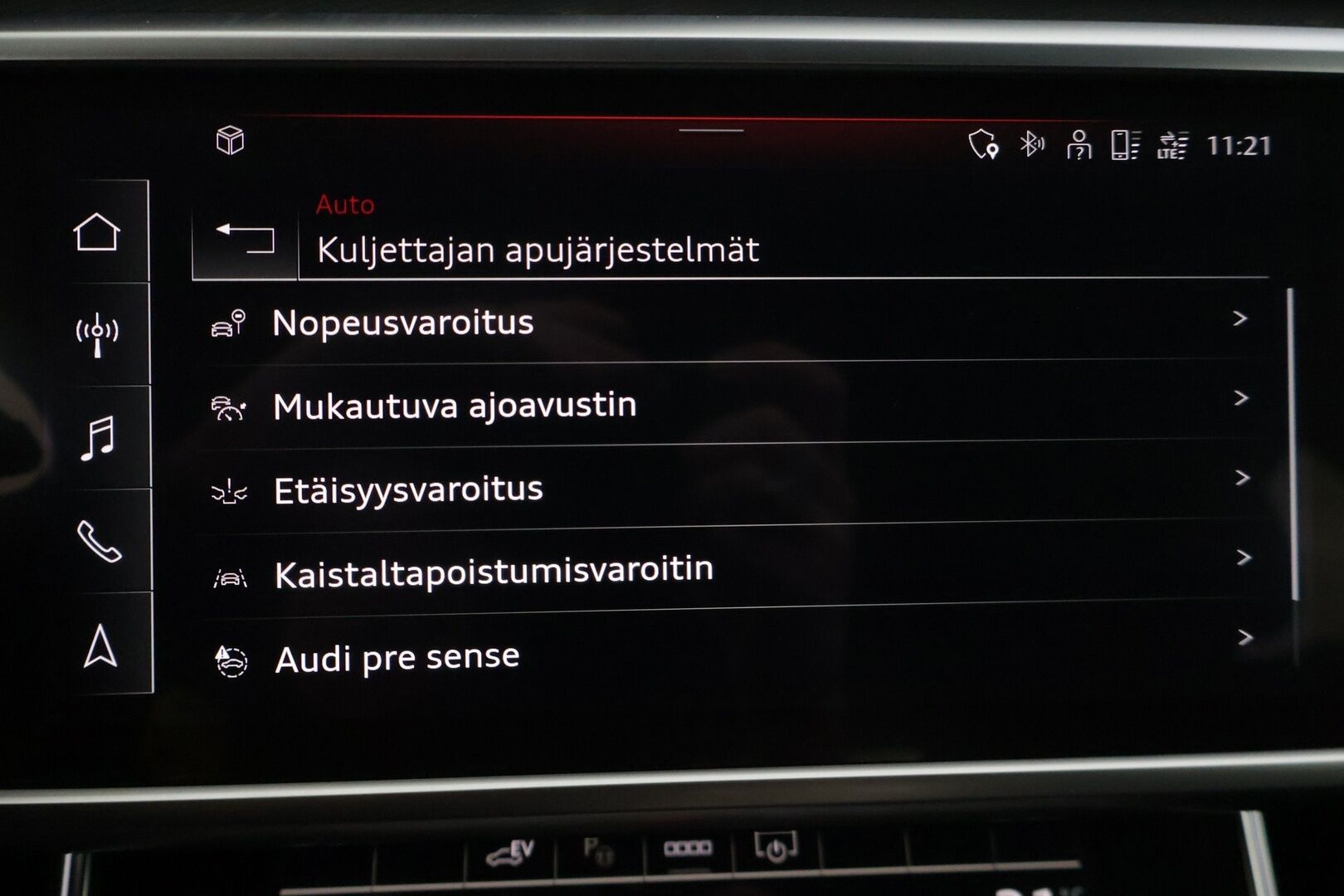Audi A6 2022 A6 Avant 50 TFSI e quattro - | Ajoakku uusittu! | Adapt.vakkari | Bang & Olufsen | Matrix-Led | Audi virtual cockpit | Sähkötoiminen vetokoukku | Peruutuskamera | Metalliväri | Ambient |