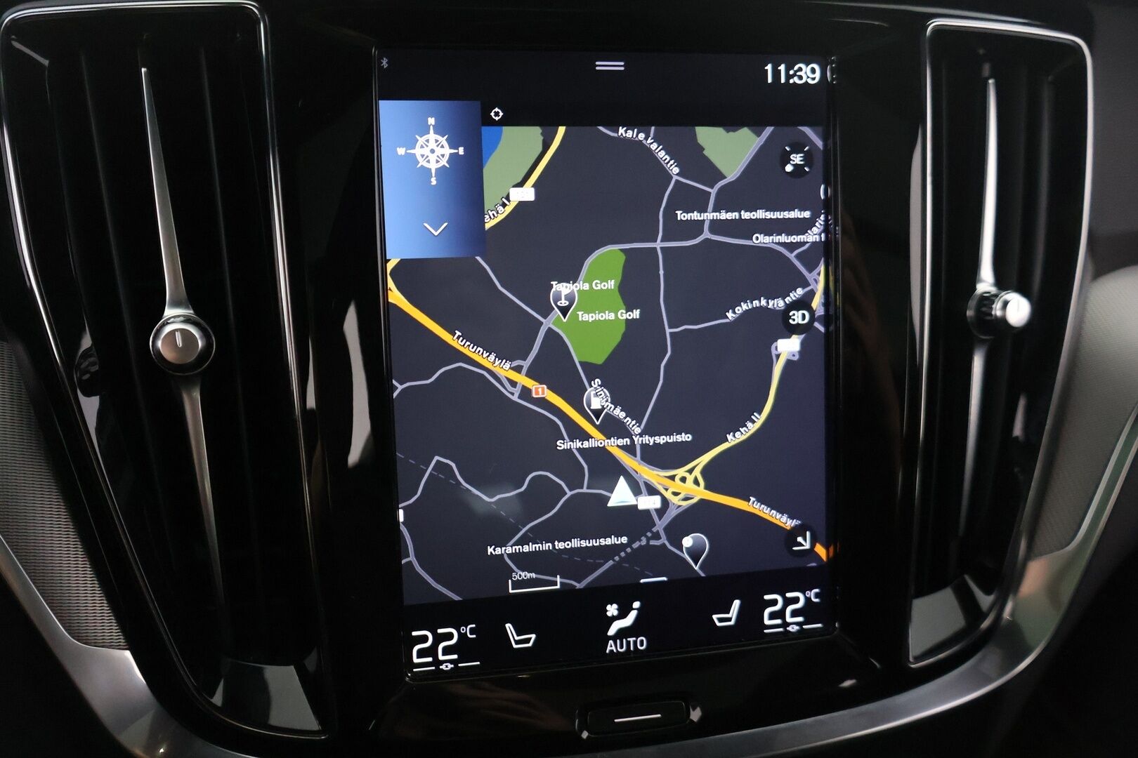 Volvo V60 2020 T8 TwE AWD R-Design aut * Panorama / ACC / Keyless / Koukku / Navi / Webasto* - Kahdet renkaat aluvanteilla / Pysäköinti avustin / AppleCarplay ja AndroidAuto / Isofix / tummennetut takalasit! - HULLUT AVAJAISHULINAT KORKOTARJOUS 3,29 %